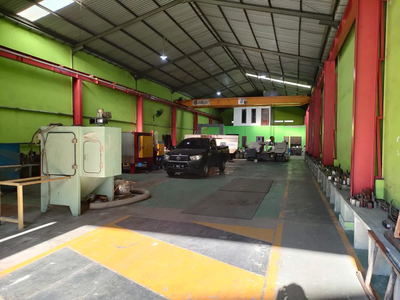 Dijual 604 m2 Gudang Sentra Pergudangan Bambe - Driyorejo - Gresik Jawa Timur Akses Kontainer 40 Feet Strategis Dekat Tol Sumo, Tol Driyorejo-2 , Tol Karangpilang