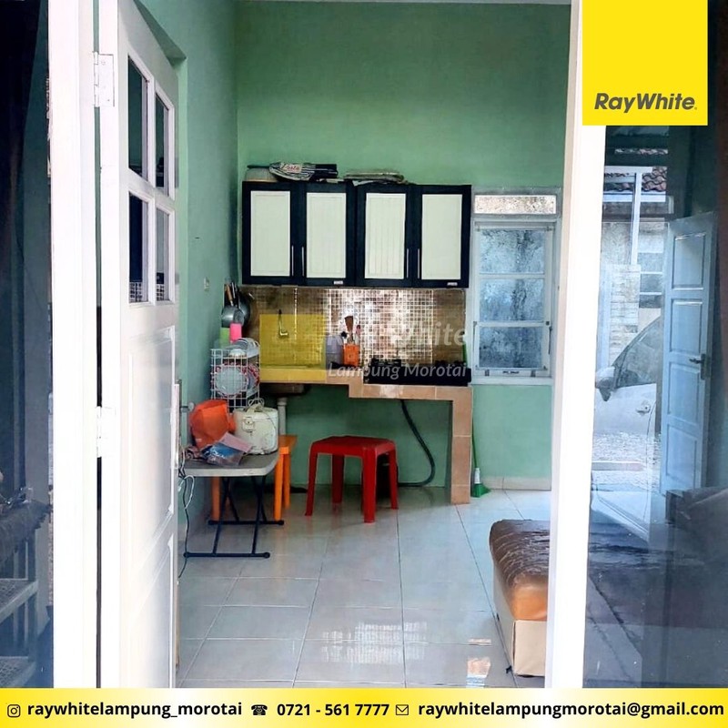 Rumah Furnished Dekat MBK