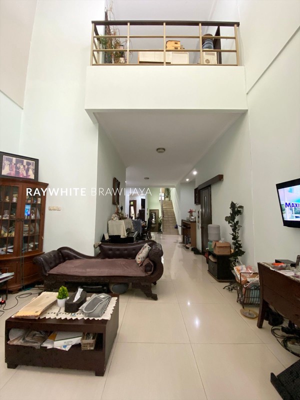 Rumah Baru siap Huni Lokasi Sangat Strategis Area Cilandak Barat