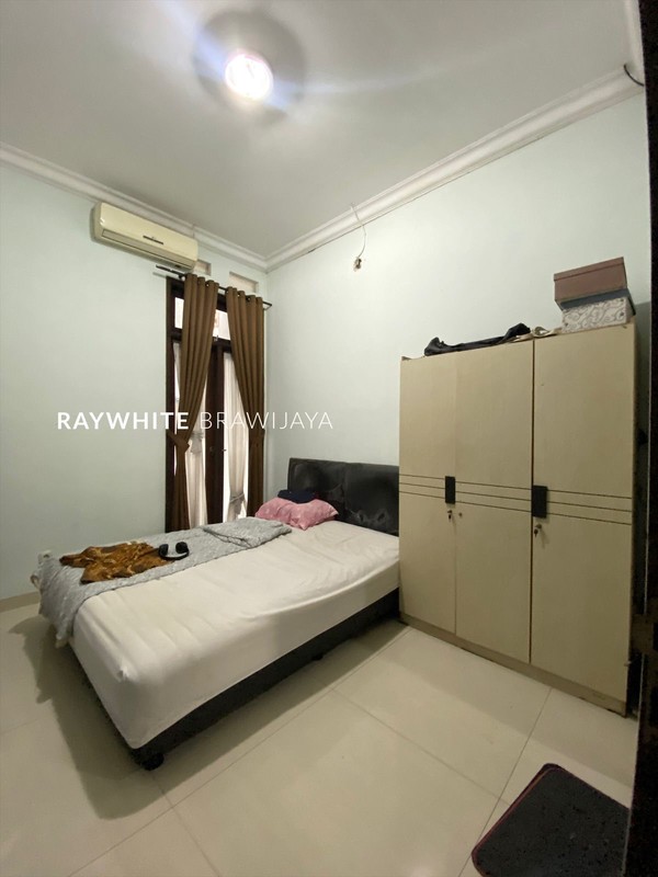 Rumah Baru siap Huni Lokasi Sangat Strategis Area Cilandak Barat