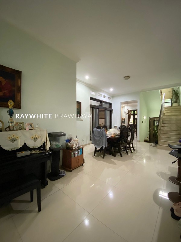 Rumah Baru siap Huni Lokasi Sangat Strategis Area Cilandak Barat