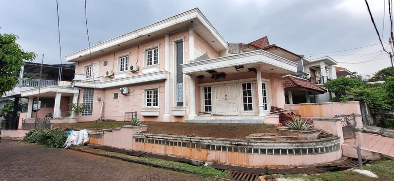 Rumah dengan lokasi yang stategis di Camar, Bintaro Jaya