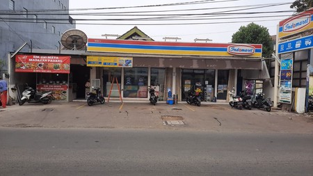 Turun harga dari 7.5M jadi 7 M nego beserta usaha indomaret, 5.5 M nego tidak termasuk usaha indomaret. Lokasi persis depan RS. Permata Dalima, Griya Loka BSD City