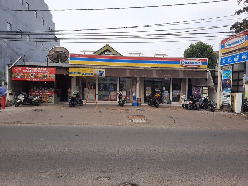 Turun harga dari 7.5M jadi 7 M nego beserta usaha indomaret, 5.5 M nego tidak termasuk usaha indomaret. Lokasi persis depan RS. Permata Dalima, Griya Loka BSD City