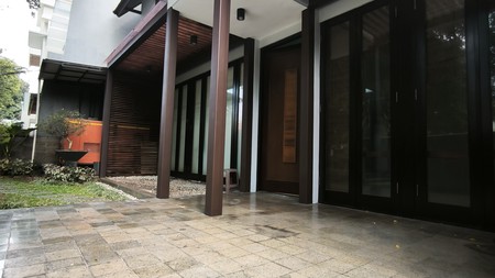 Rumah Modern 4BR, Di Cikatomas Kebayoran Area