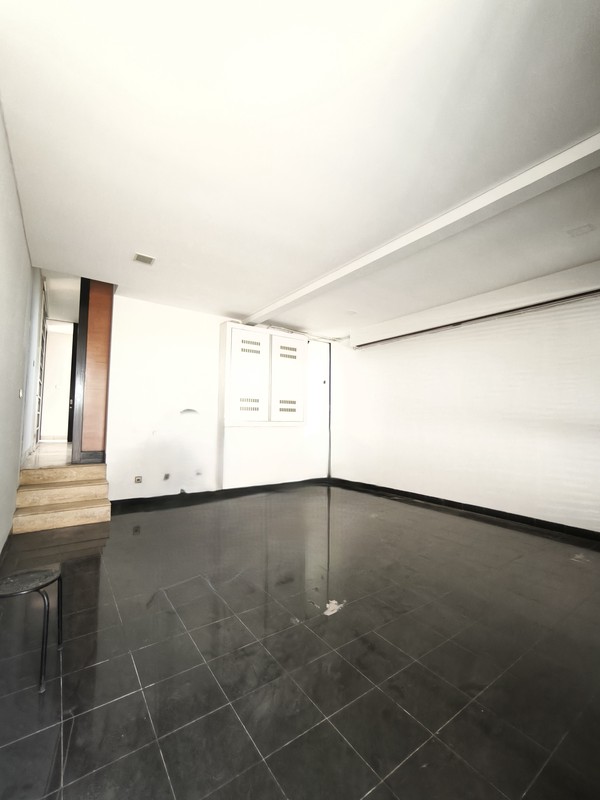 Rumah Modern 4BR, Di Cikatomas Kebayoran Area
