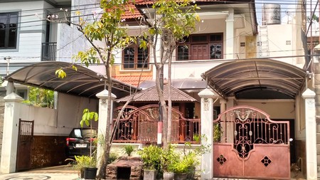 Dijual Rumah Taman Pondok Indah Wiyung Surabaya - Raya Jalan Kembar Utama Dekat Akses Tol Gunungsari, Pakuwon Mall