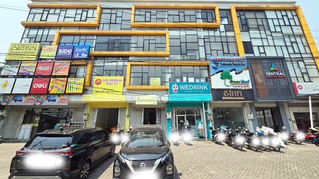 Ruko Raya Dharmahusada Surabaya Timur ( Dekat Resto Bu Rudy ), 4 Lantai, Siap Pakai, Harga NEGO !!!
