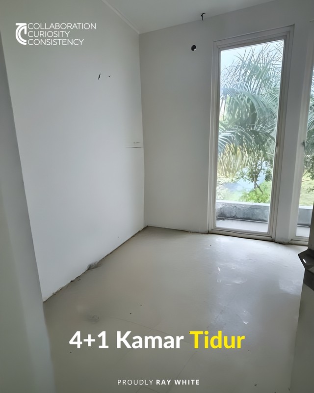 Jual Rumah Mewah di Waterfront Citraland Surabaya - Lokasi Premium, Siap Huni, Harga Nego!