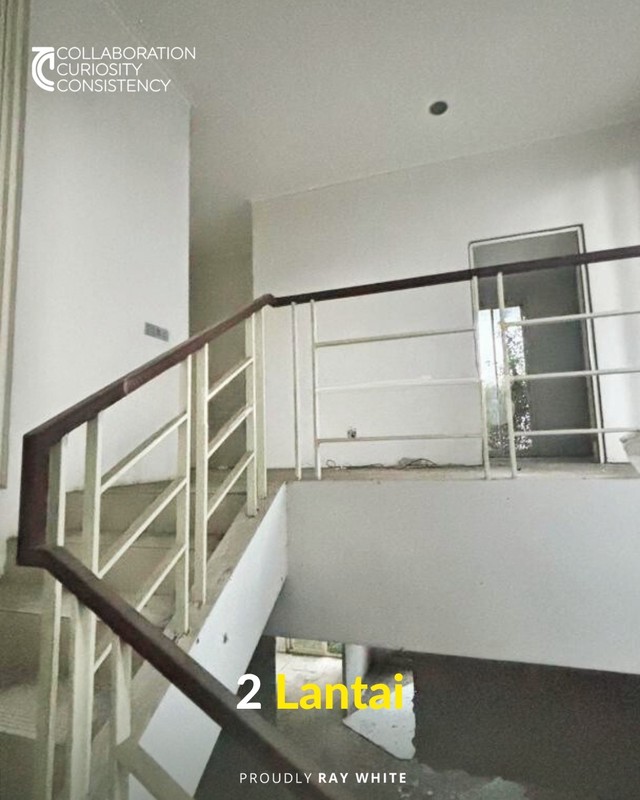 Jual Rumah Mewah di Waterfront Citraland Surabaya - Lokasi Premium, Siap Huni, Harga Nego!