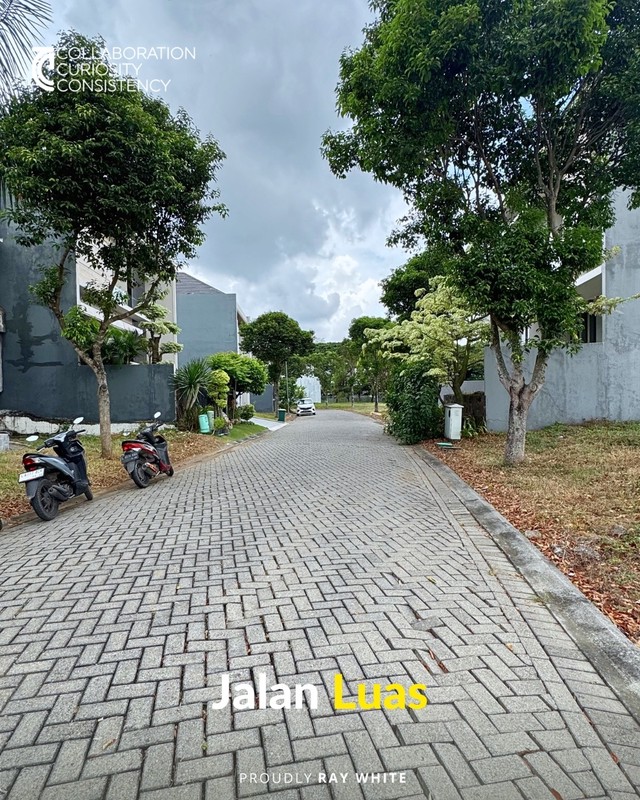 Jual Rumah Mewah di Waterfront Citraland Surabaya - Lokasi Premium, Siap Huni, Harga Nego!