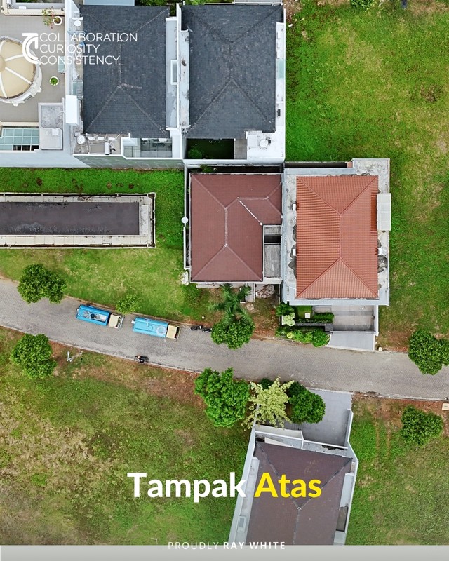Jual Rumah Mewah di Waterfront Citraland Surabaya - Lokasi Premium, Siap Huni, Harga Nego!
