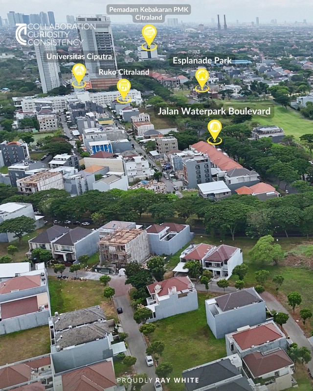 Jual Rumah Mewah di Waterfront Citraland Surabaya - Lokasi Premium, Siap Huni, Harga Nego!