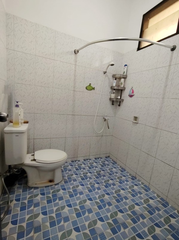 Rumah Hoek lokasi strategis dan Nyaman di Villa Gunung Lestari Ciputat