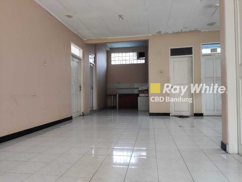 Rumah Nyaman 1.5 Lantai Komplek Arcamanik Bandung!