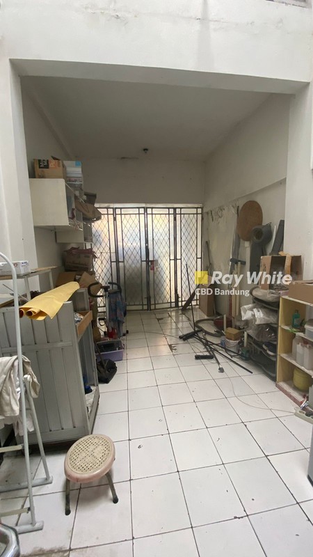 Rumah Nyaman 1.5 Lantai Komplek Arcamanik Bandung!