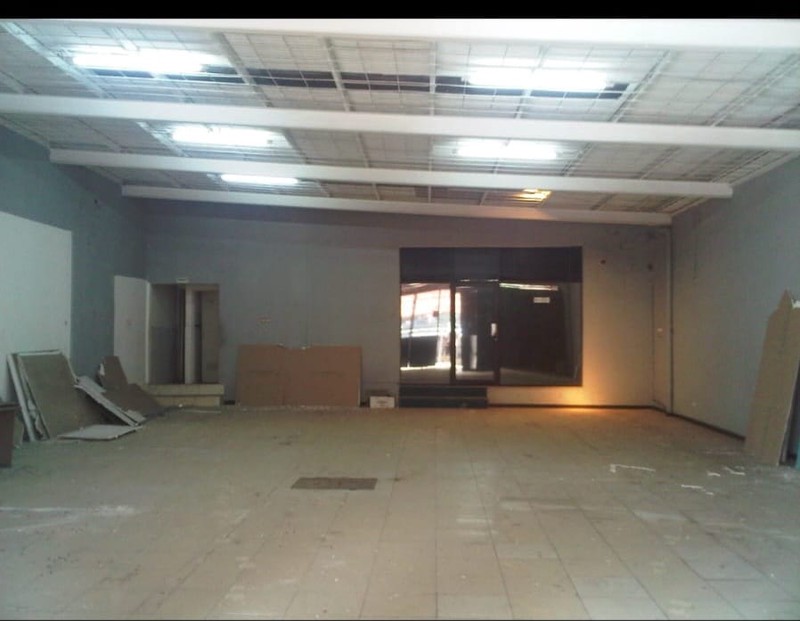 Dijual untuk usaha jln Lebak Bulus Raya Jakarta selatan