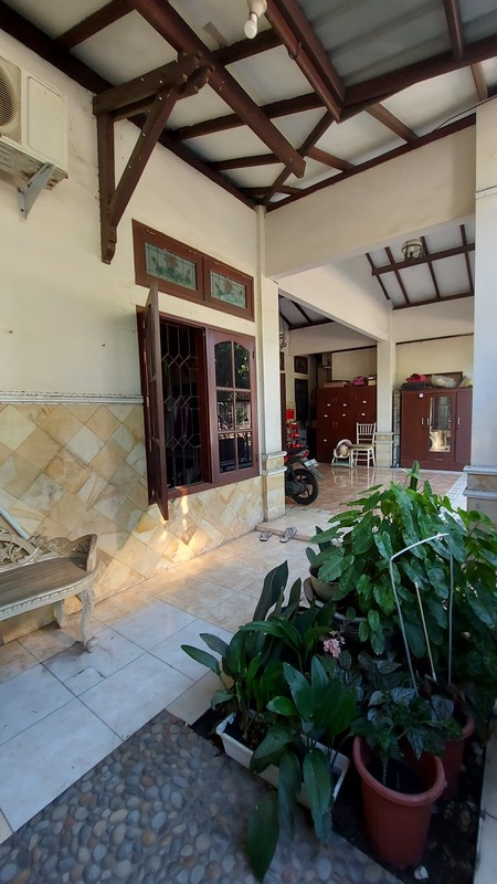 DIJUAL Rumah Hook 2 Lantai 388 meter persegi di Rungkut Asri Utara Surabaya