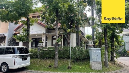 Dijual Rumah Hook Di Graha Family Surabaya Barat