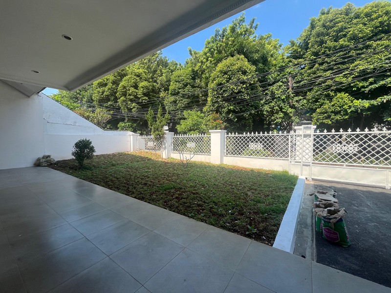 RUMAH DIJUAL JALAN CINIRU KEBAYORAN BARU JAKARTA SELATAN
