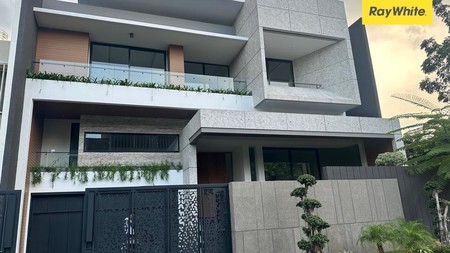 Dijual Rumah Di Imperial Golf Pakuwon Indah Surabaya