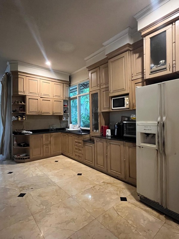 RUMAH DIJUAL JALAN SENJAYA BUNTU KEBAYORAN BARU JAKARTA SELATAN