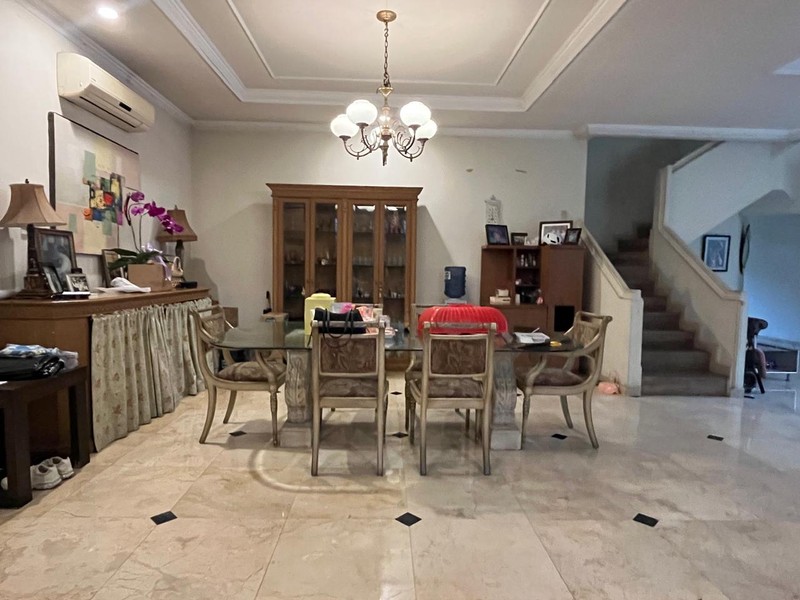 RUMAH DIJUAL JALAN SENJAYA BUNTU KEBAYORAN BARU JAKARTA SELATAN