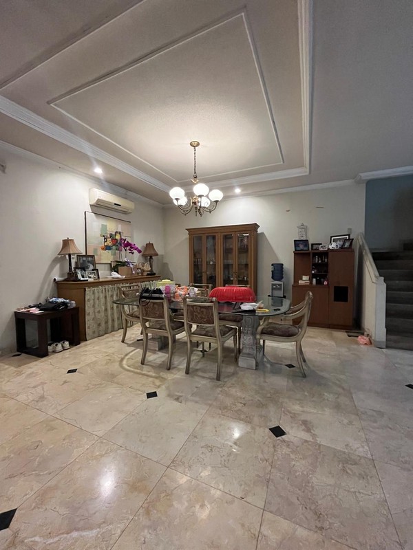RUMAH DIJUAL JALAN SENJAYA BUNTU KEBAYORAN BARU JAKARTA SELATAN