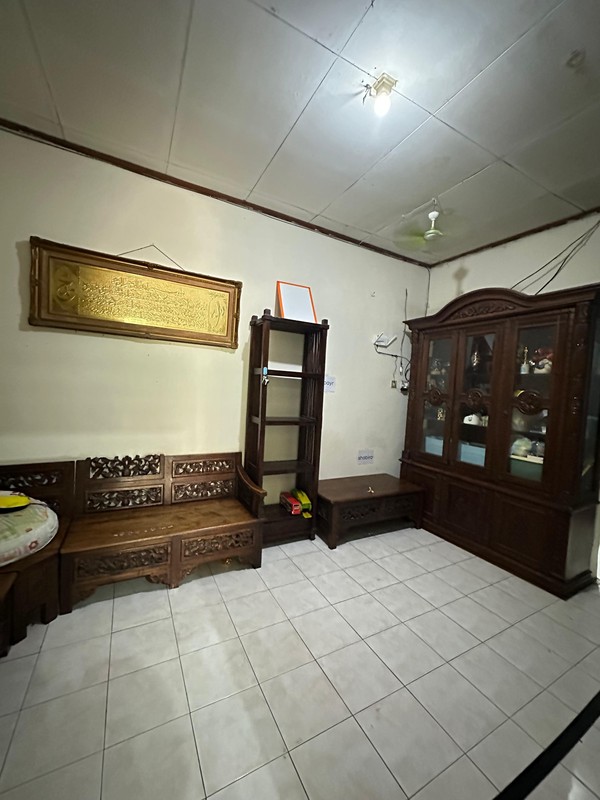 Dijual Tanah + Bangunan 1,5 lantai di area Intan Ujung Cilandak Barat