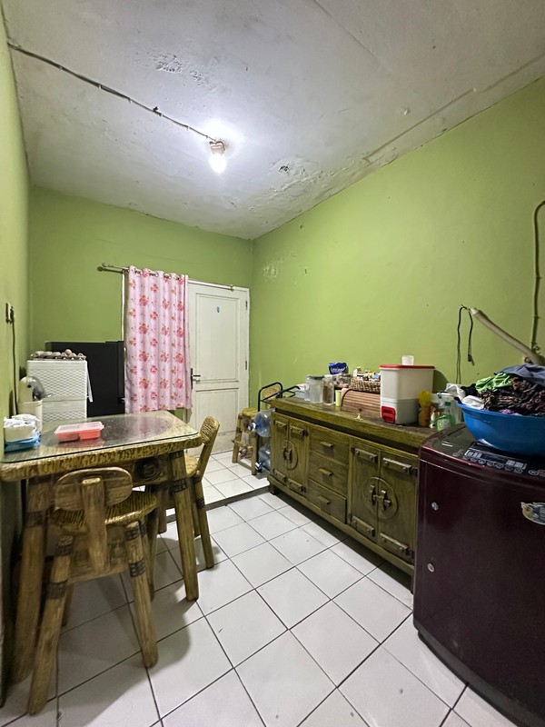 Dijual Tanah + Bangunan 1,5 lantai di area Intan Ujung Cilandak Barat