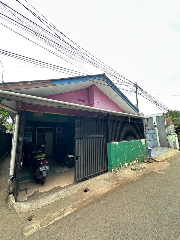 Dijual Tanah + Bangunan 1,5 lantai di area Intan Ujung Cilandak Barat