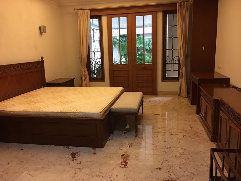 Jual Sewa Rumah Modern Classic Pondok Indah Area