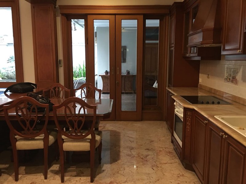 Jual Sewa Rumah Modern Classic Pondok Indah Area