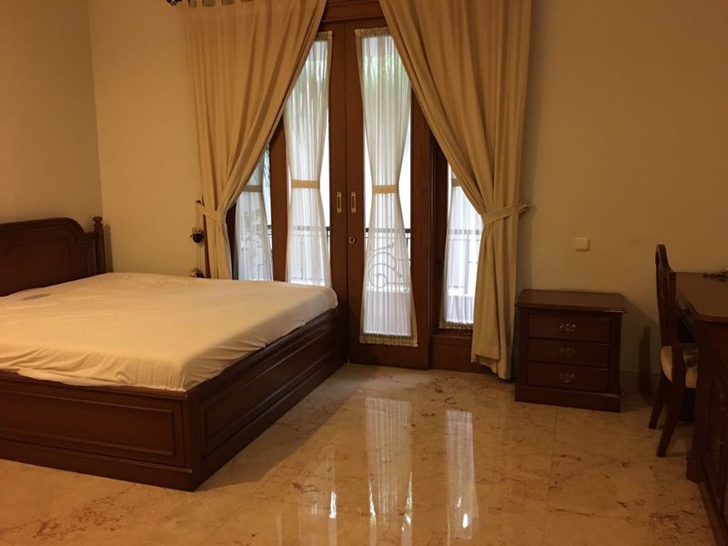 Jual Sewa Rumah Modern Classic Pondok Indah Area