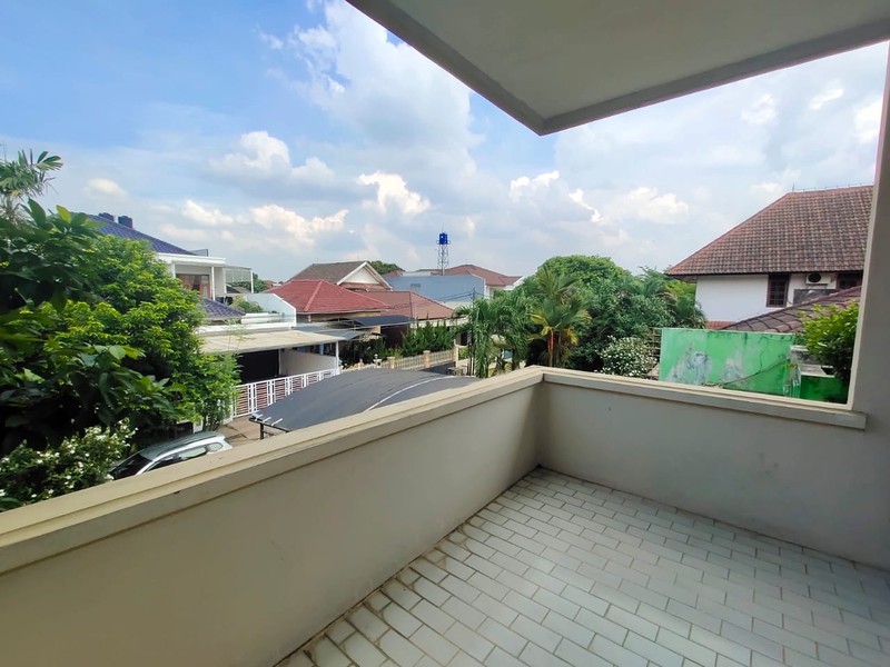 Rumah 2 lantai di Bukit Cinere Indah 