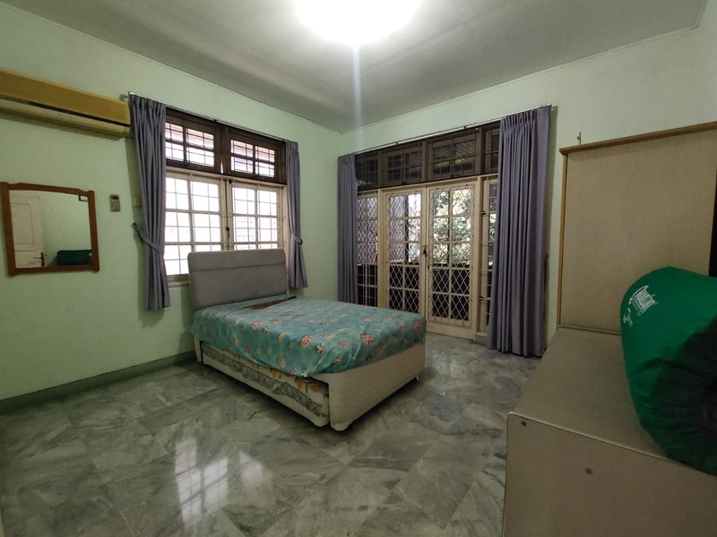 Rumah 2 lantai di Bukit Cinere Indah 