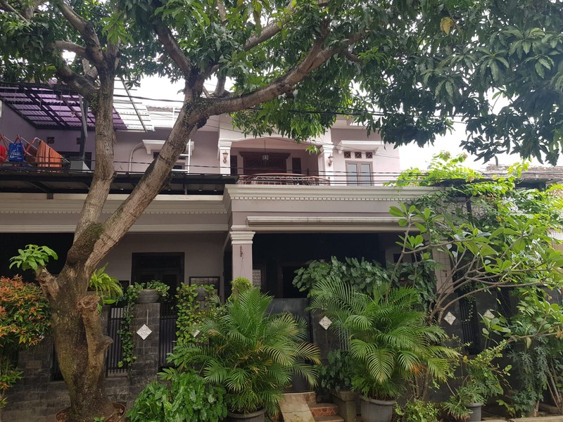 DI JUAL RUMAH SIAP HUNI BESERTA KOST2AN BESERTA FULL FURNISED JURANG MANGU,PONDOK AREN