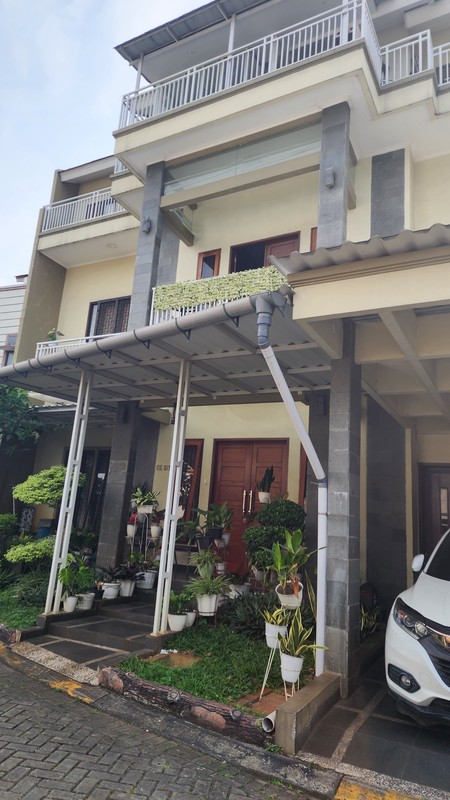 Dijual Rumah di Cluster Sakura Modernland - Tangerang