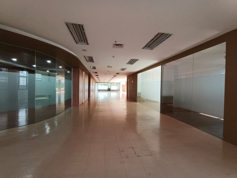 3 Office Space Strategis di Tanah Abang 3, Jakarta Pusat