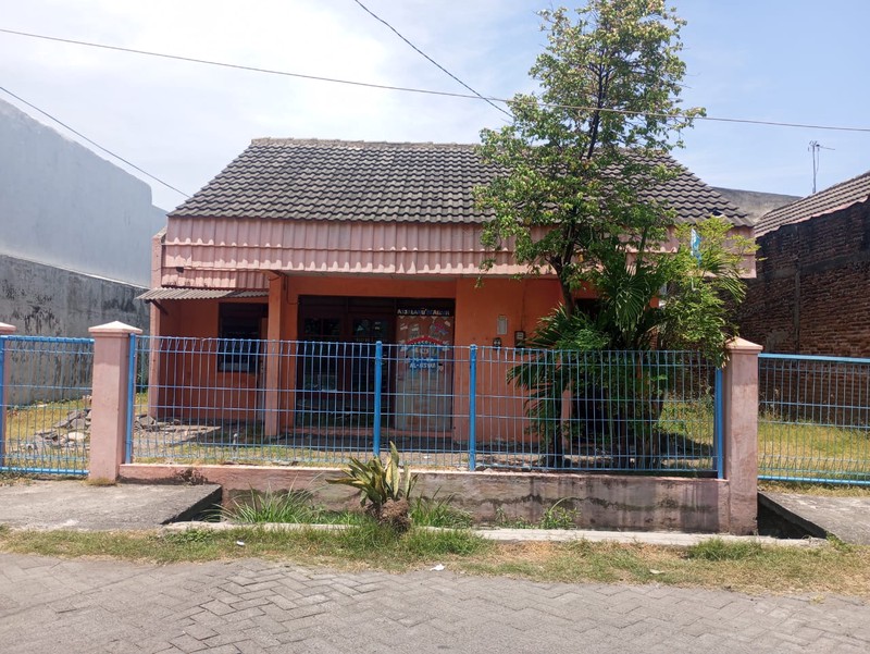 Rumah hitung tanah lahan luas griyo mapan sentosa tropodo waru