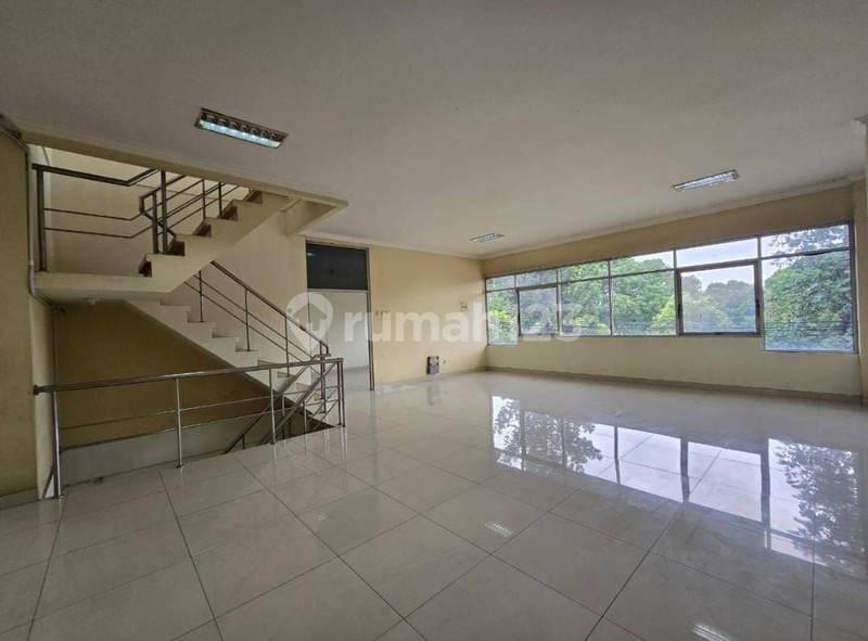 Ruko Murah 3 Lantai di Mainroad Batununggal