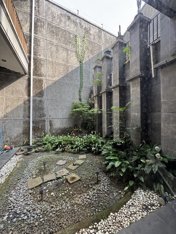 Rumah Cantik Siap Pakai di Sayap Suryasumantri