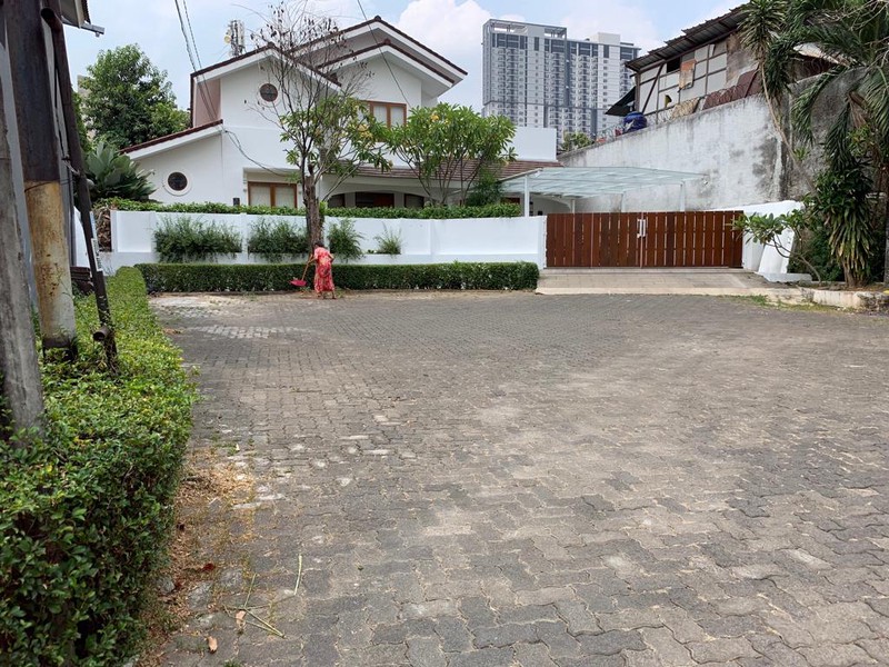Rumah Cantik, Hunian Nyaman dan Asri @Bintaro