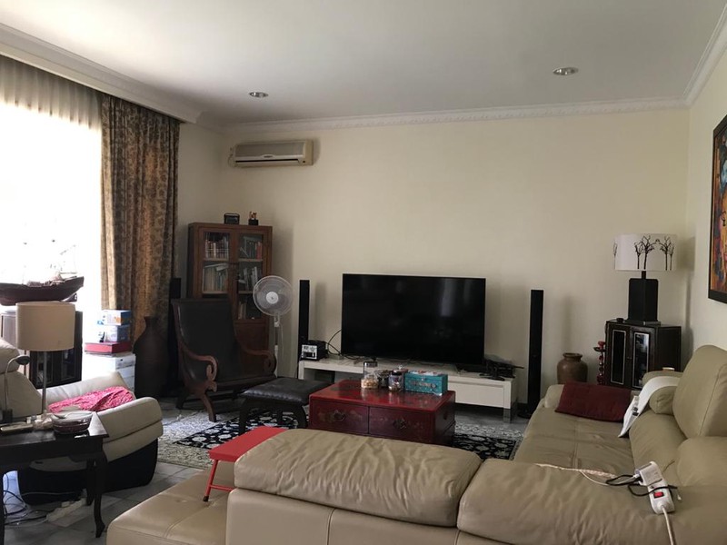 Rumah MEWAH, Lokasi Strategis dan Halaman Luas @Jl Anggur Barat, Cipete