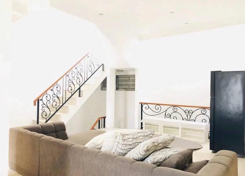 Rumah MEWAH dan Siap Huni, Lokasi Strategis @Mertilang, Bintaro