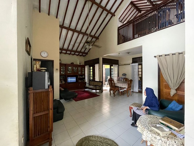 Rumah Lokasi Strategis Dekat Bintaro Jaya @Komp Jurangmangu Permai