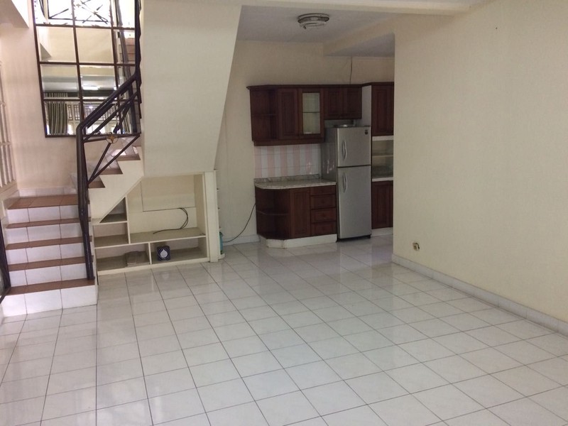 Rumah HOOK dan Siap Huni @Cimandiri, Bintaro