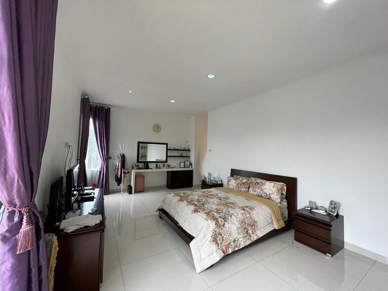 Rumah MEWAH, Design Luas dan Hunian Nyaman @Mandar, Bintaro