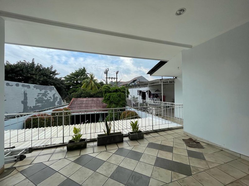 Rumah MEWAH, Design Luas dan Hunian Nyaman @Mandar, Bintaro