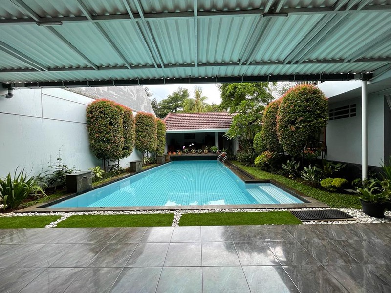 Rumah MEWAH, Design Luas dan Hunian Nyaman @Mandar, Bintaro